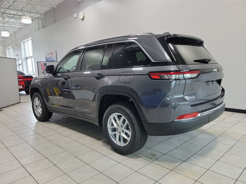 New 2026 Jeep Grand Cherokee Laredo X AWD/4WD image 5