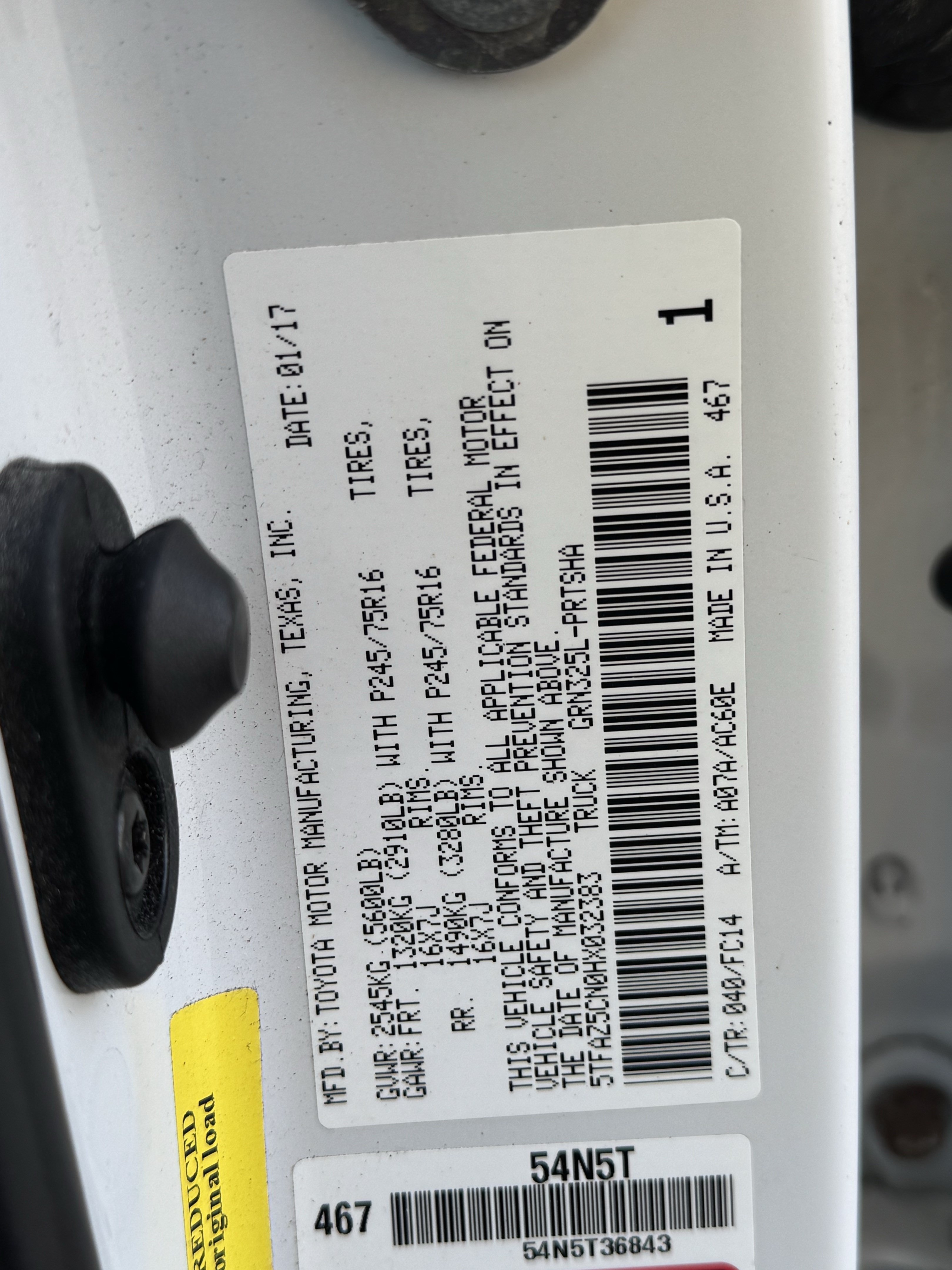Used 2017 Toyota Tacoma SR5 w/ Tow Package RWD image 31