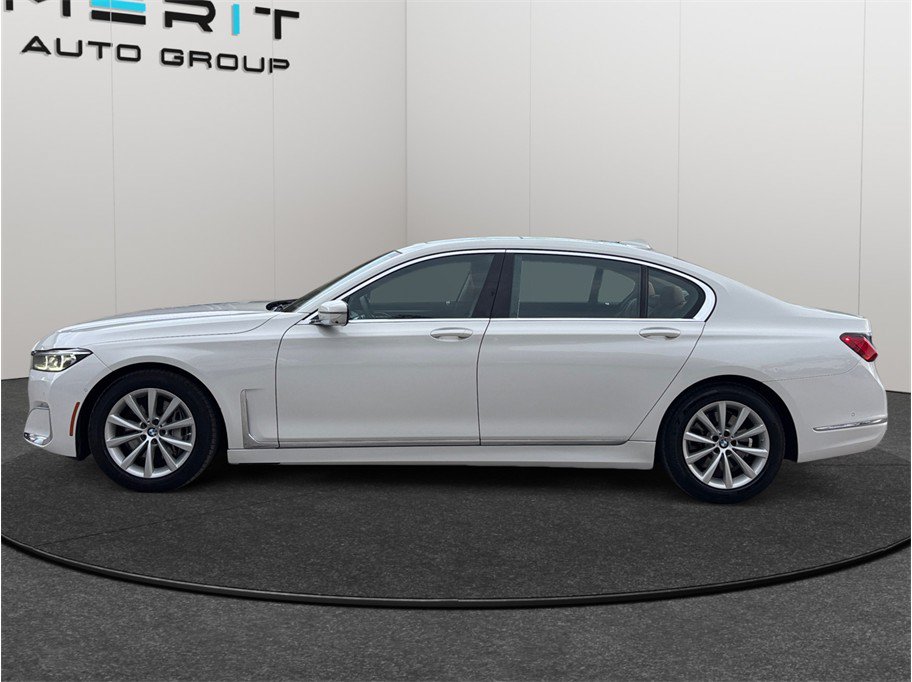 Used 2021 BMW 740i xDrive w/ Premium Package AWD/4WD image 5