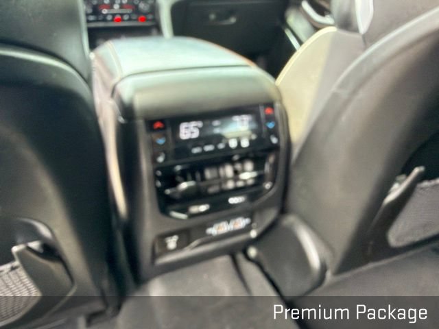 Used 2021 Jeep Grand Cherokee L Summit w/ Luxury Tech Group V AWD/4WD image 26