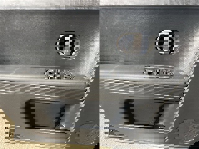 Used 2025 Hyundai Ioniq 5 SE image 28