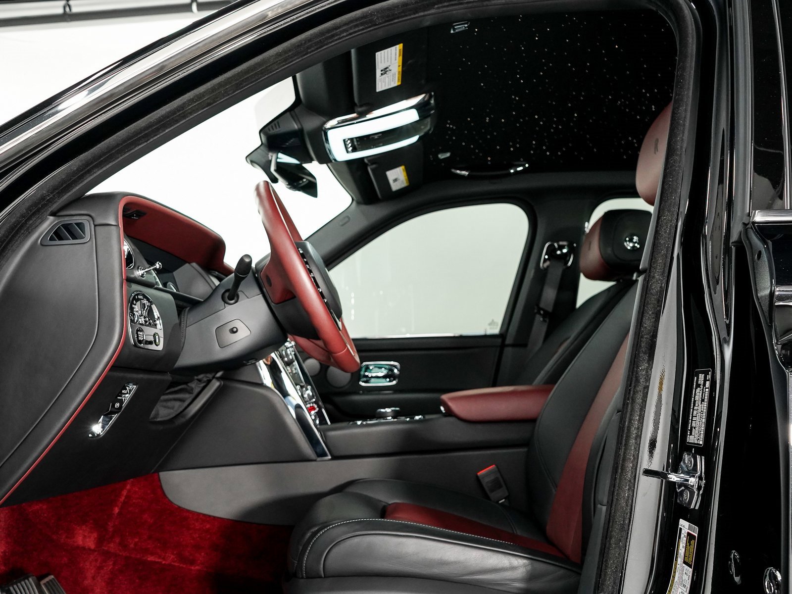 Certified 2022 Rolls-Royce Cullinan image 16