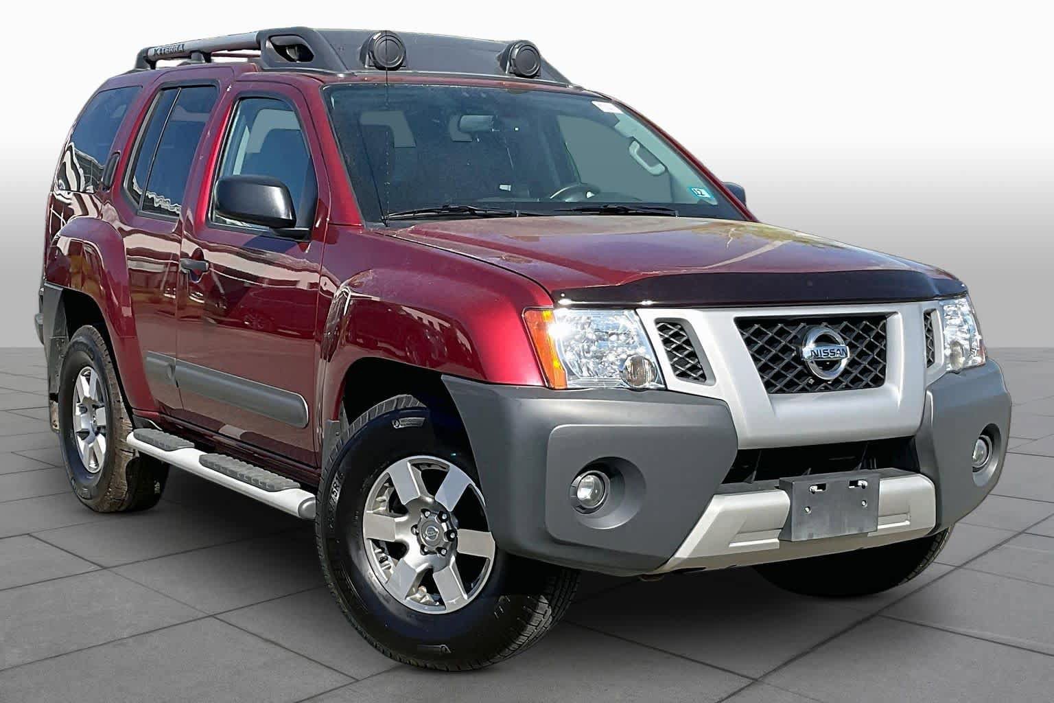 Used 2013 Nissan Xterra PRO-4X AWD/4WD image 2