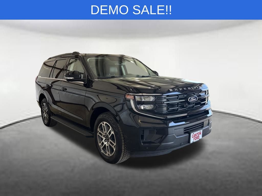 New 2025 Ford Expedition Active image 6