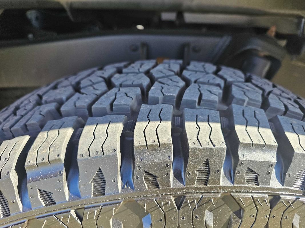 Used 2019 Toyota Tacoma SR w/ SR Convenience Package image 38