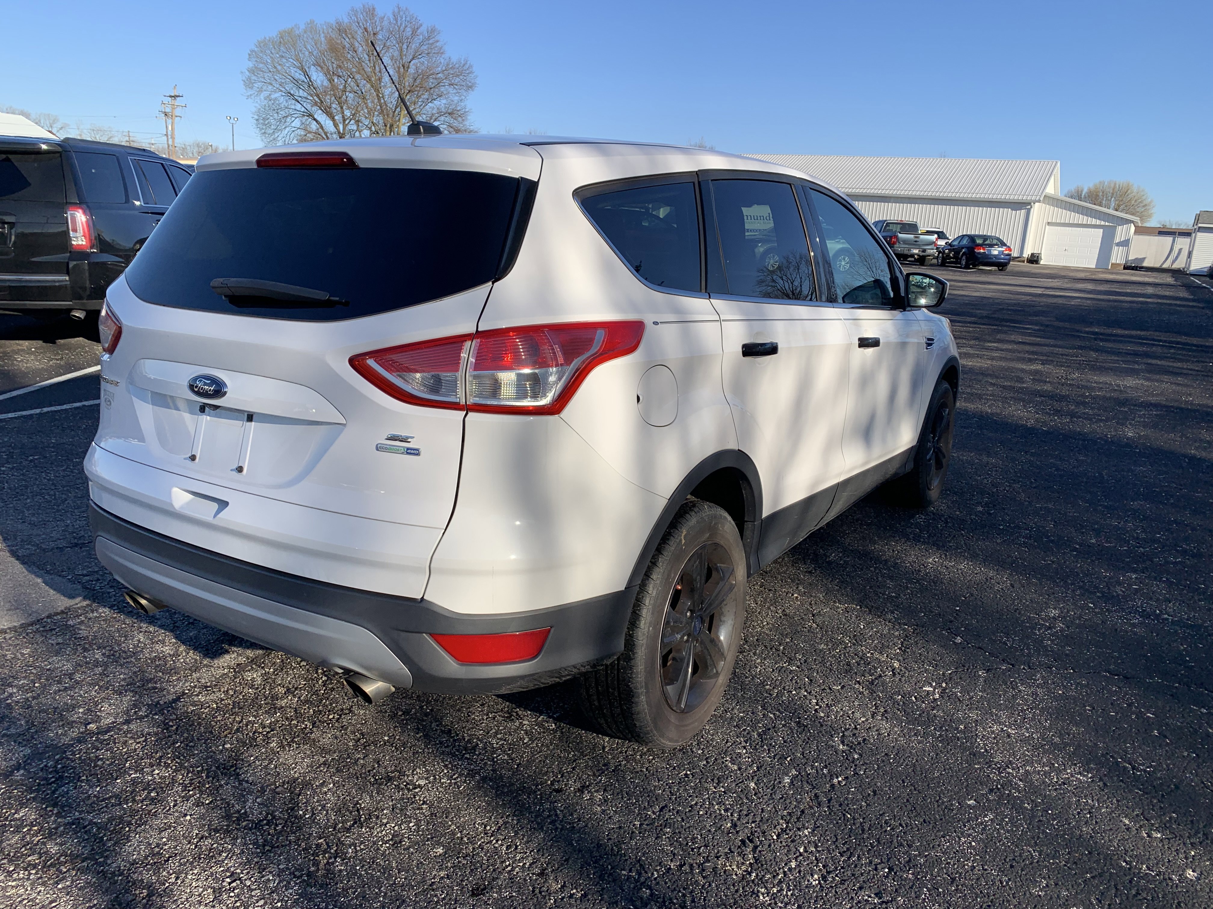 Used 2015 Ford Escape SE image 17
