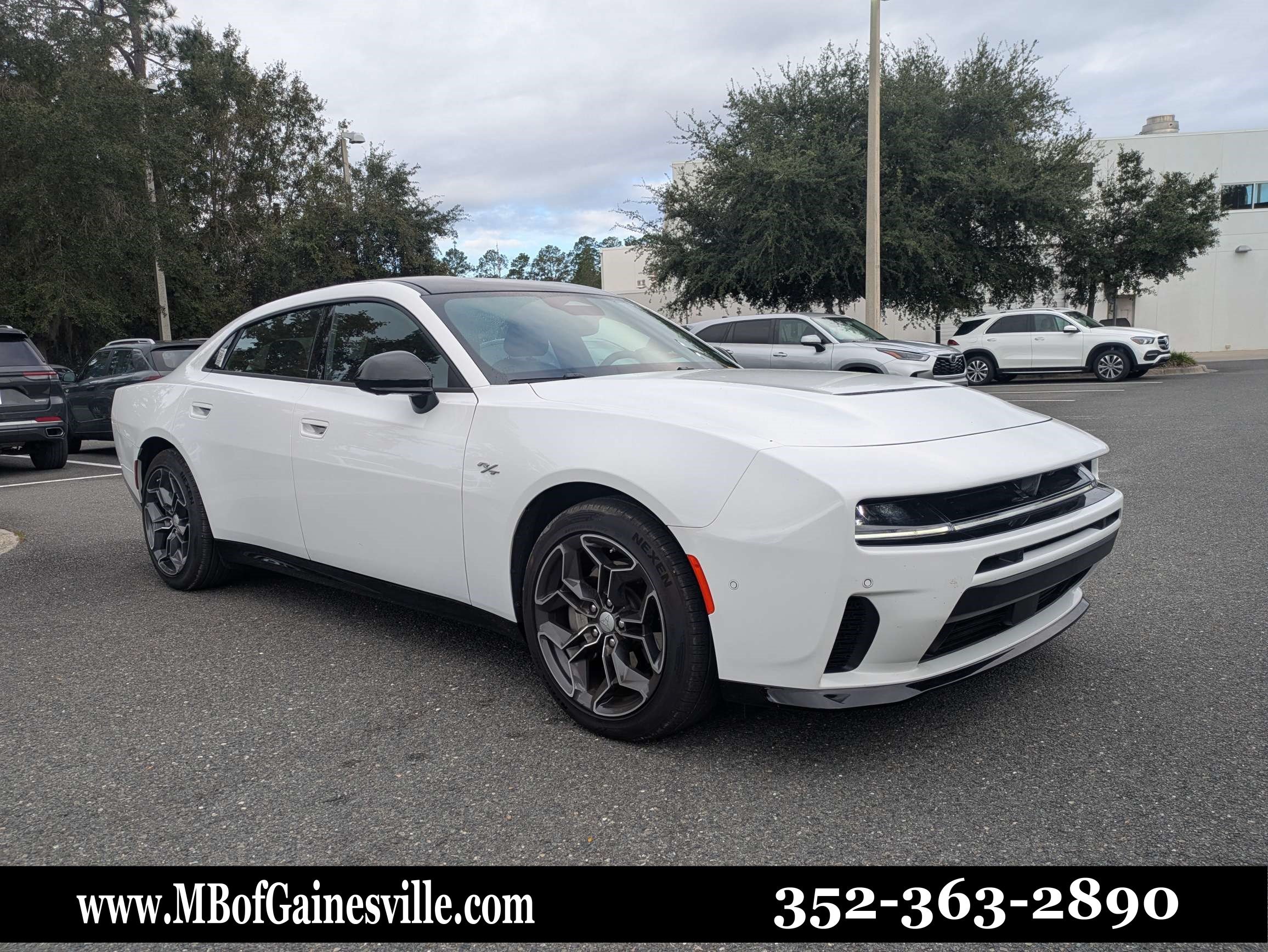 Used 2026 Dodge Charger R/T AWD/4WD image 1
