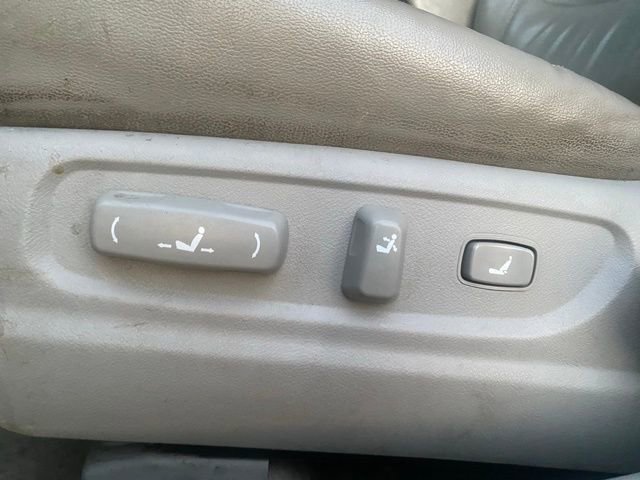 Used 2006 Hyundai Azera Limited image 13