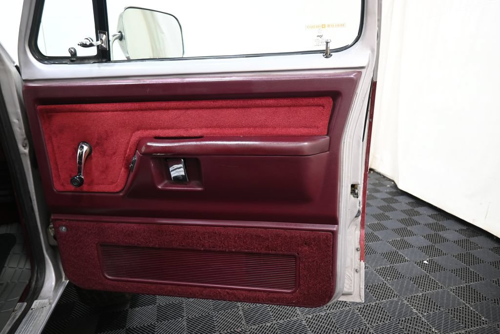 Used 1989 Dodge Ramcharger 4WD image 23