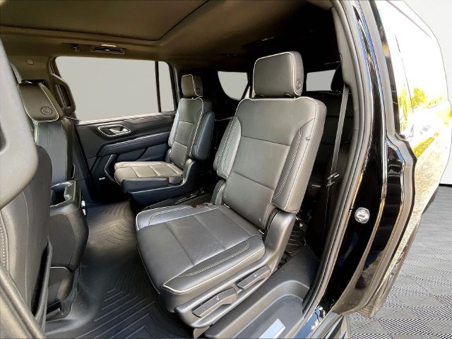 Used 2022 GMC Yukon XL SLT w/ SLT Premium Package AWD/4WD image 23