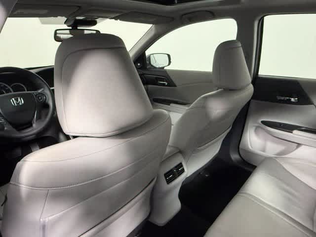 Used 2015 Honda Accord EX-L image 39