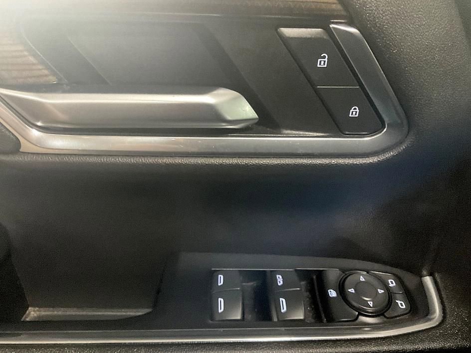 Used 2023 Chevrolet Silverado 1500 LT image 25