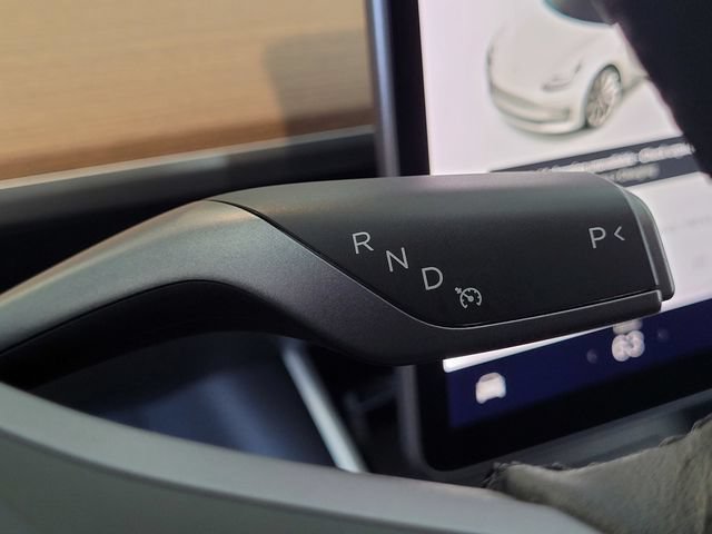 Used 2019 Tesla Model 3 Long Range AWD/4WD image 19