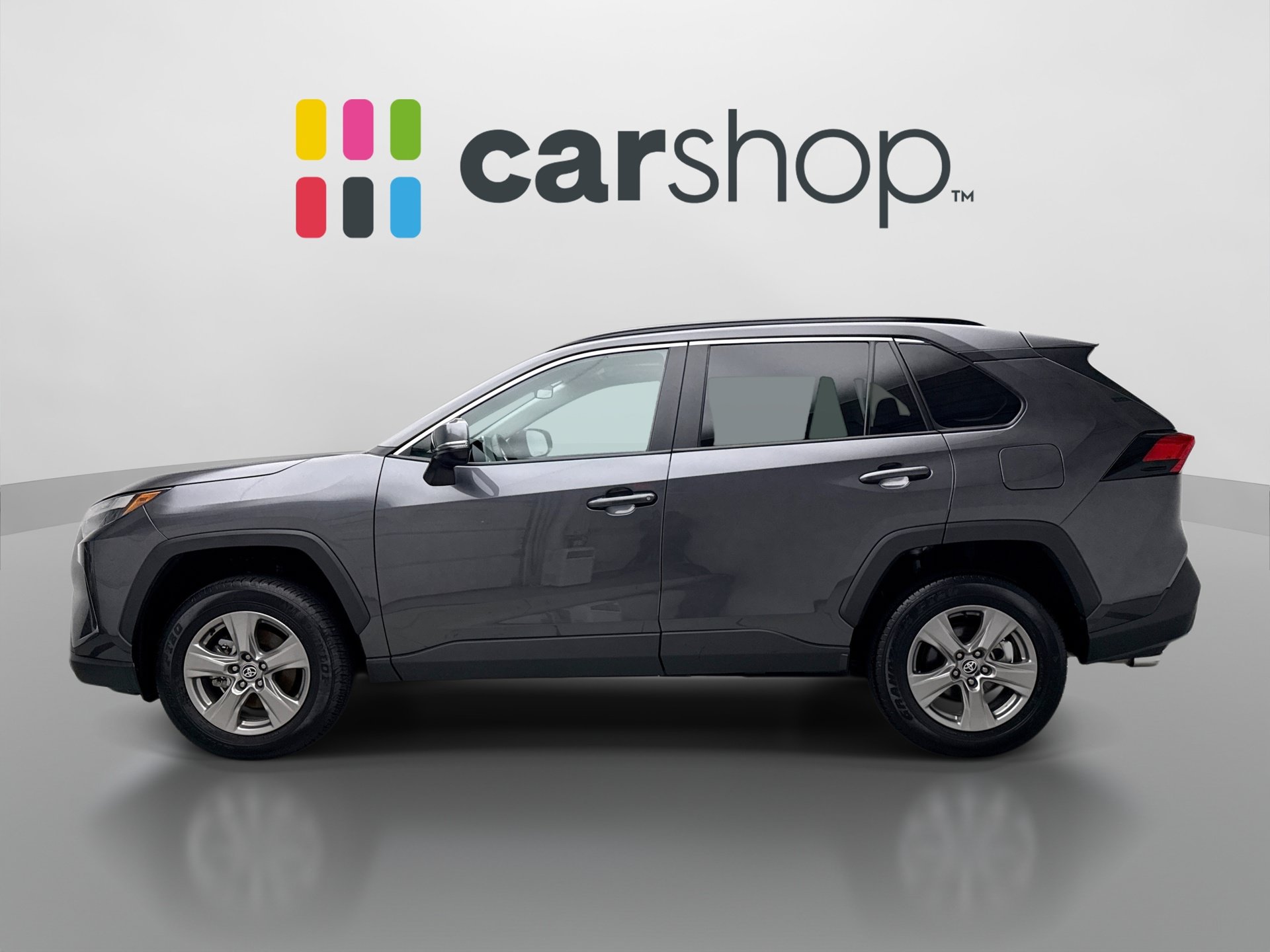 Used 2025 Toyota RAV4 XLE w/ Convenience Package AWD/4WD image 2