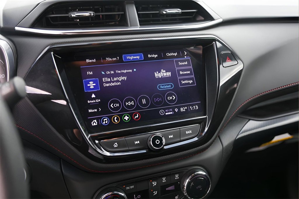 Used 2021 Chevrolet TrailBlazer RS w/ Technology Package image 16