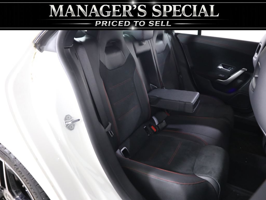 Used 2022 Mercedes-Benz CLA 250 4MATIC image 47