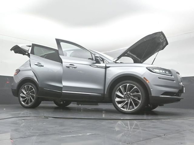 Certified 2022 Lincoln Nautilus Reserve w/ Equipment Group 201A image 51