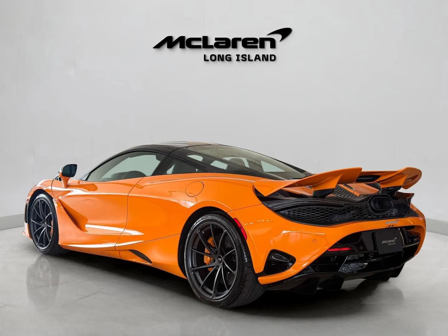 New 2026 McLaren 750S RWD image 4