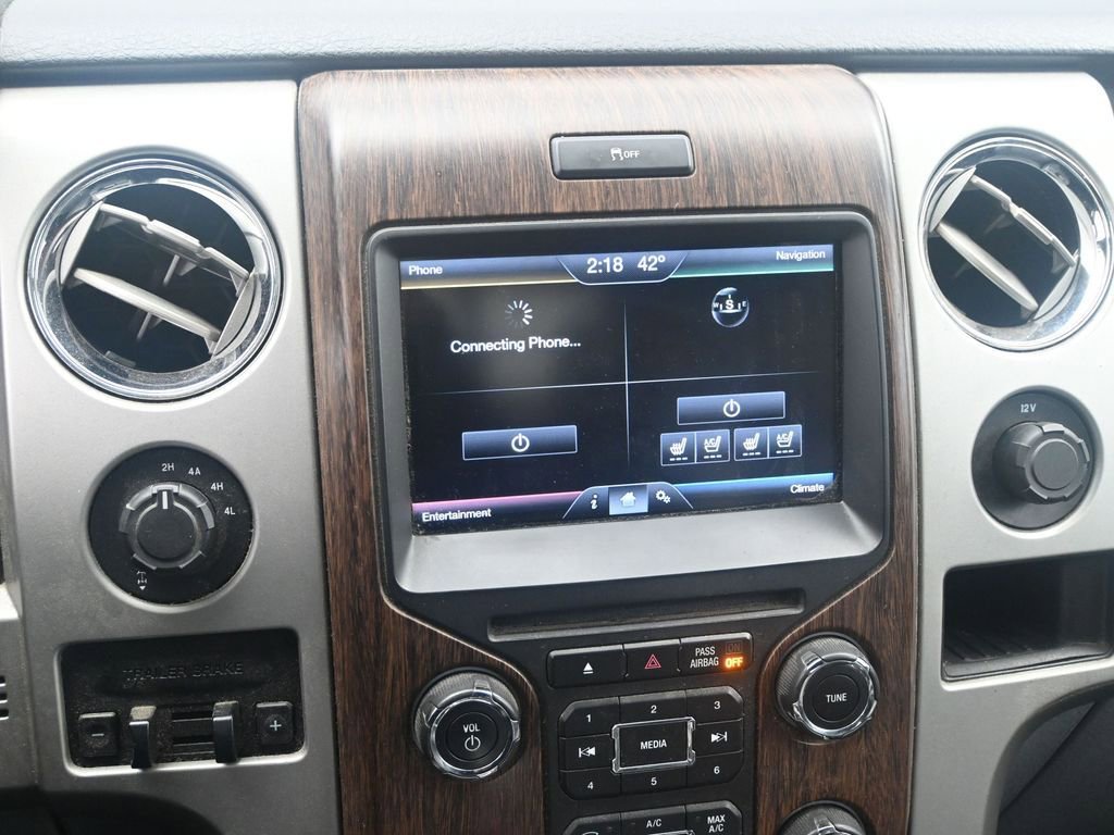 Used 2014 Ford F150 Lariat w/ Lariat Chrome Package image 15