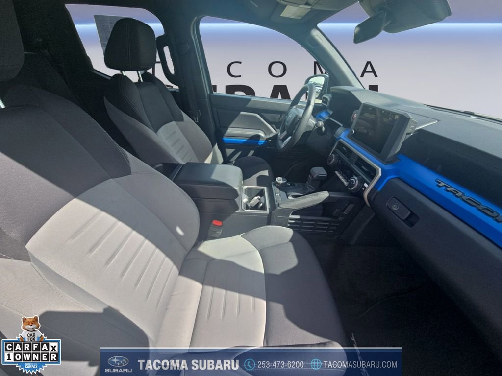 Used 2025 Toyota Tacoma TRD Off-Road image 17