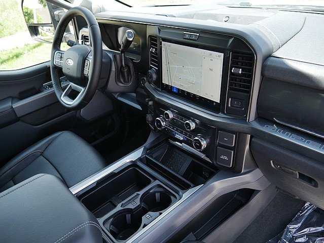 New 2025 Ford F350 Lariat w/ Lariat Ultimate Package image 34