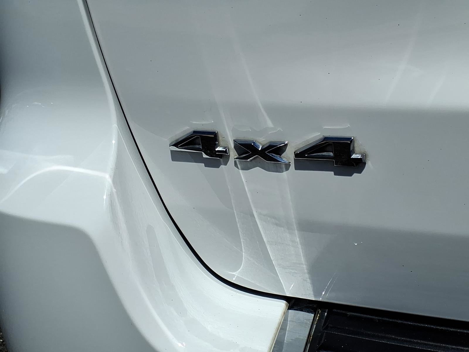 Used 2020 Jeep Grand Cherokee Overland image 16