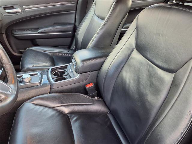 Certified 2020 Chrysler 300 Touring L w/ 300 Premium Group image 31