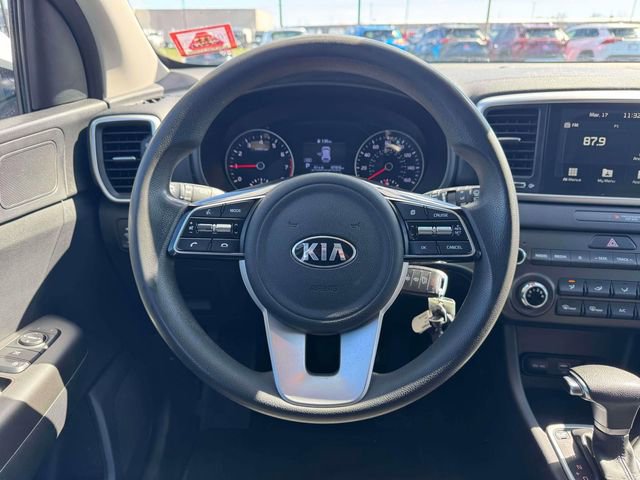 Used 2020 Kia Sportage LX image 12