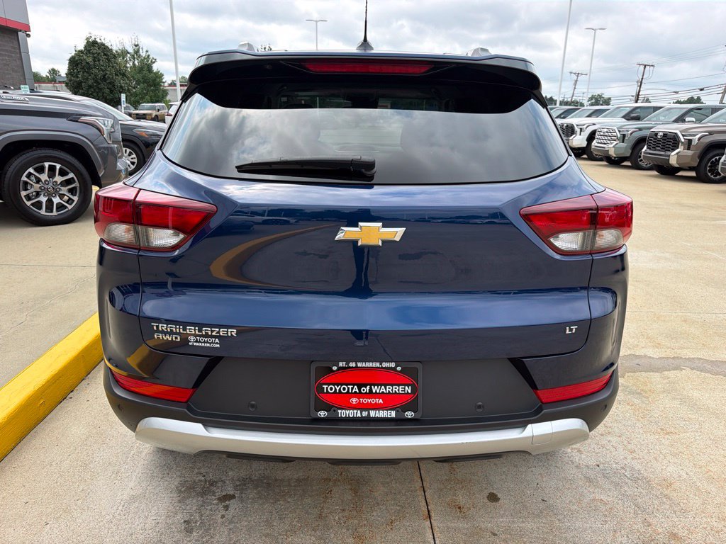 Used 2022 Chevrolet TrailBlazer LT w/ Convenience Package AWD/4WD image 6