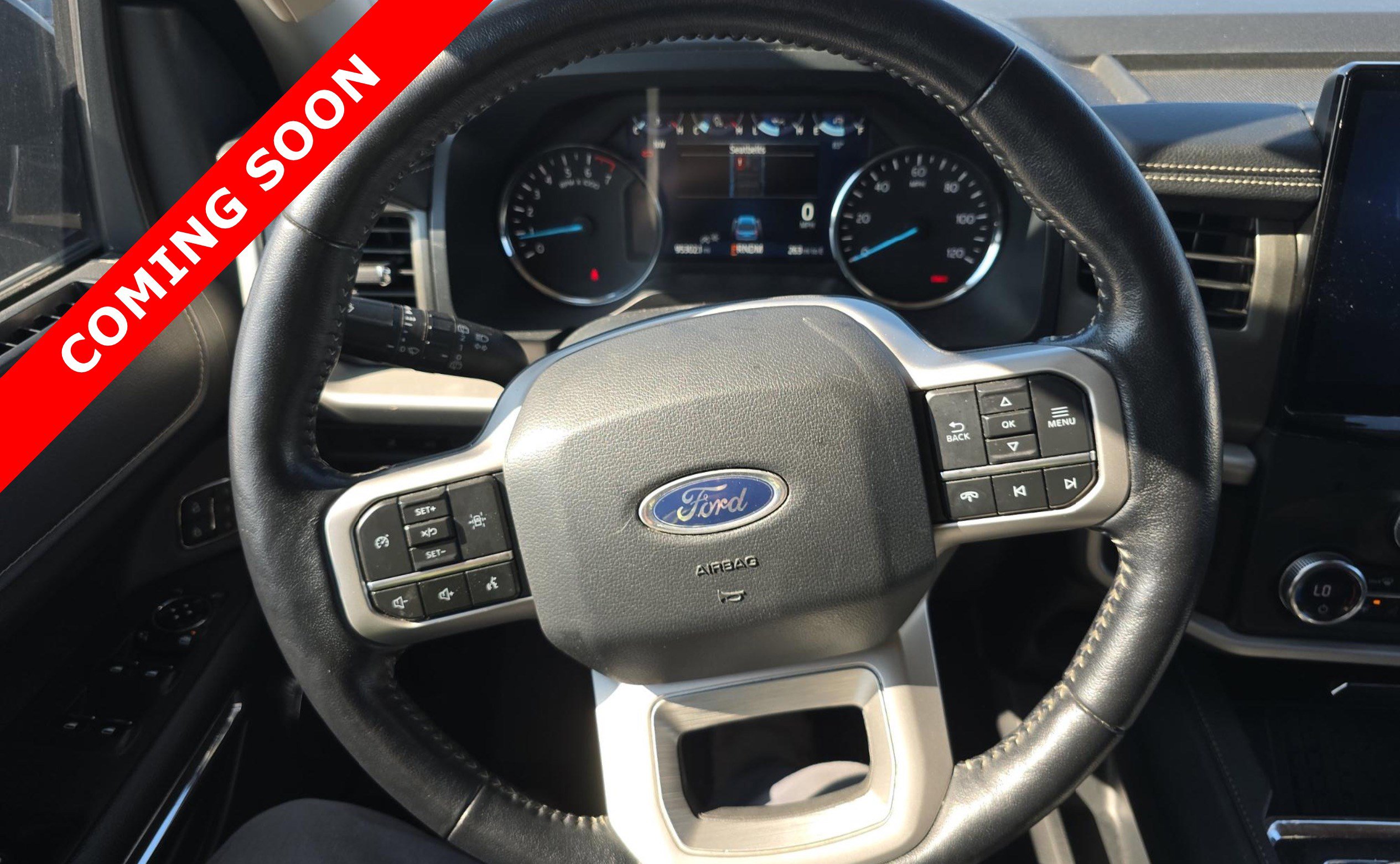 Used 2024 Ford Expedition Max XLT image 6