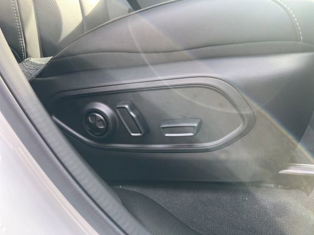 New 2025 Jeep Grand Cherokee L Limited w/ Luxury Tech Group II image 19