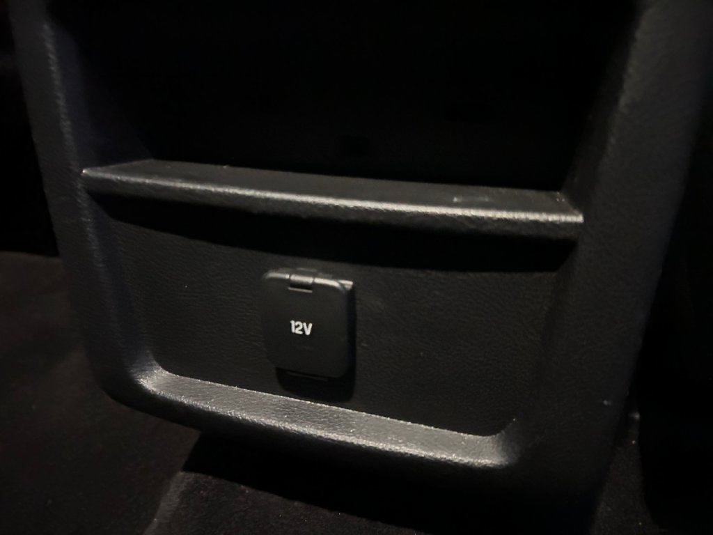 Used 2017 Ford Edge SEL w/ Cargo Accessory Package FWD image 22