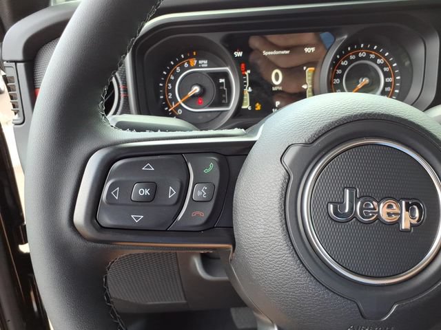 New 2026 Jeep Gladiator Rubicon w/ Steel Power Dome Hood Package AWD/4WD image 9