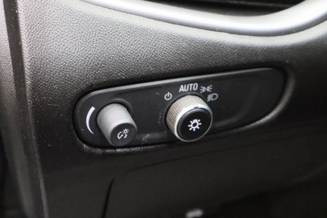 Used 2024 Chevrolet Malibu LT FWD image 20