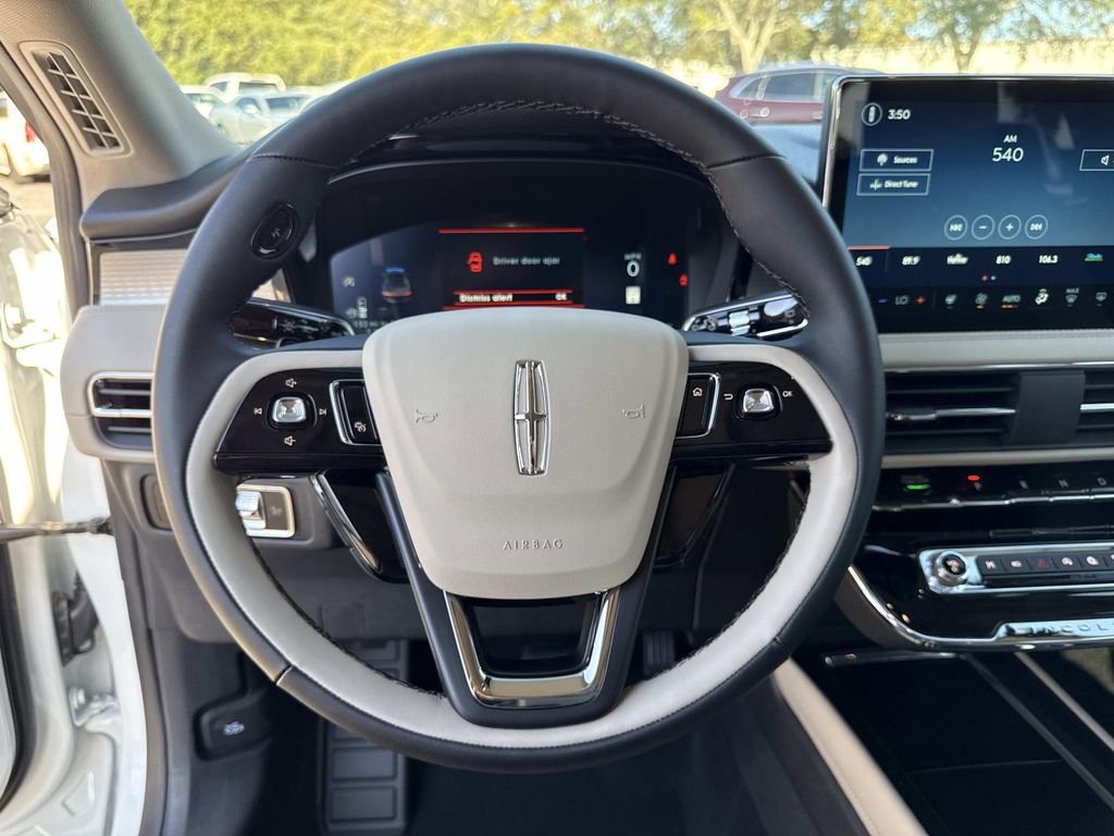 New 2026 Lincoln Corsair Premiere image 26