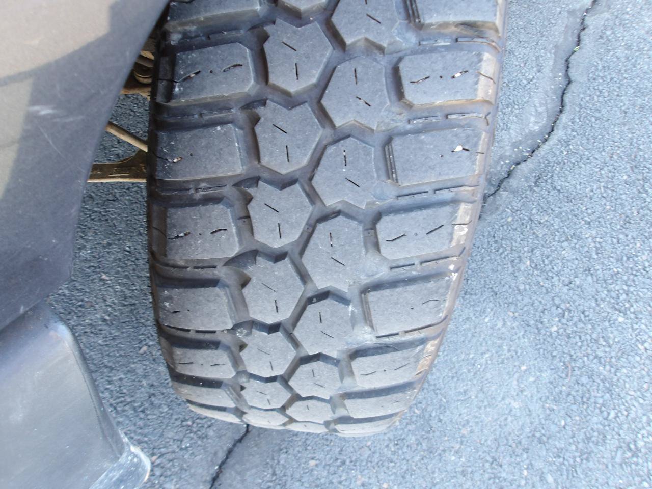 Used 2004 Chevrolet Tahoe LS AWD/4WD image 20