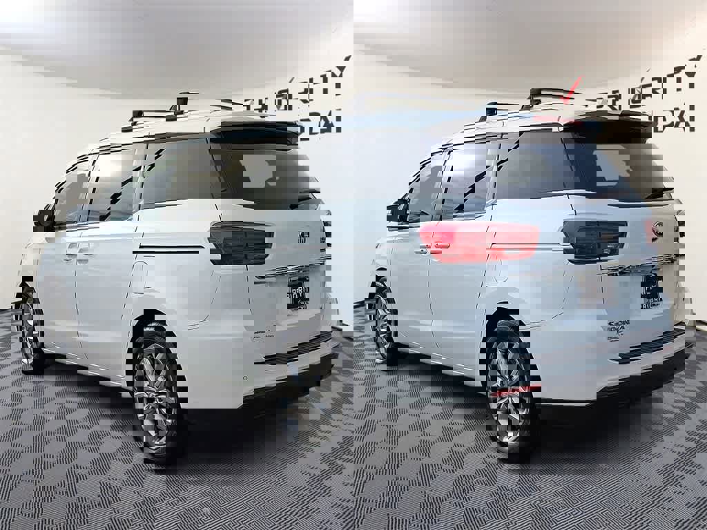 Used 2019 Kia Sedona EX image 6