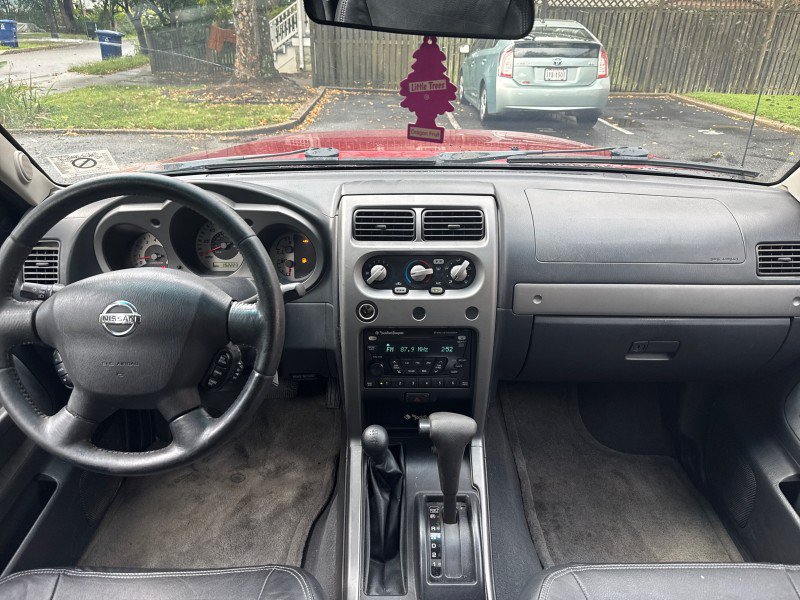 Used 2004 Nissan Xterra SE w/ (LTH) Rugged Leather Pkg AWD/4WD image 17