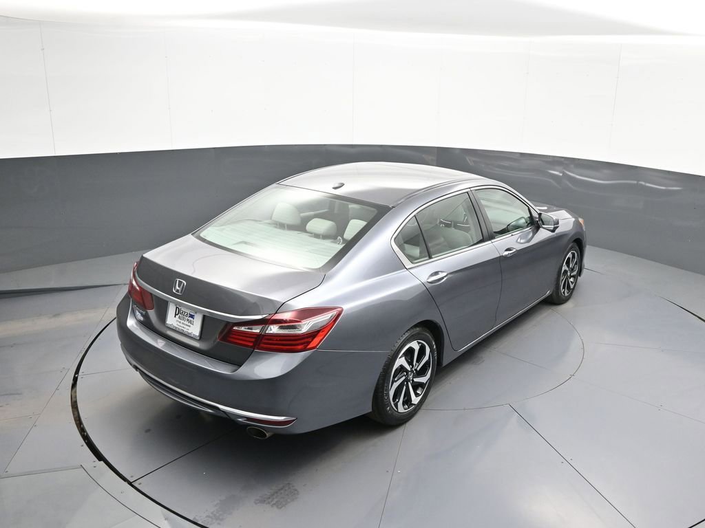 Certified 2017 Honda Accord EX-L image 38