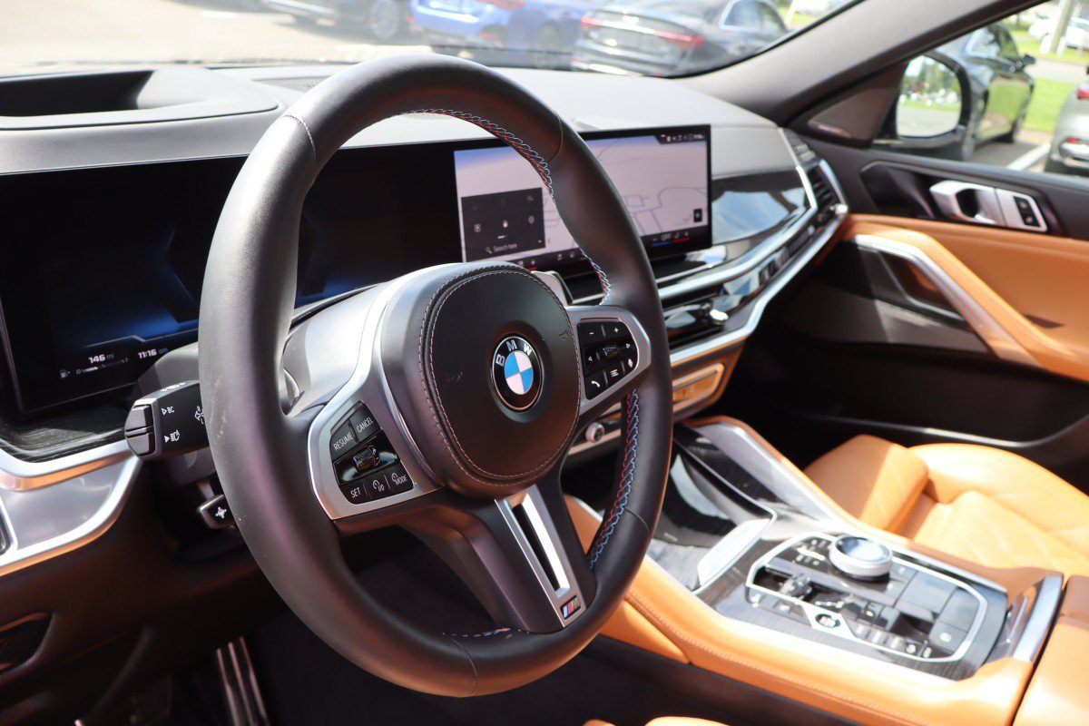 Used 2026 BMW X6 M60i AWD/4WD image 12