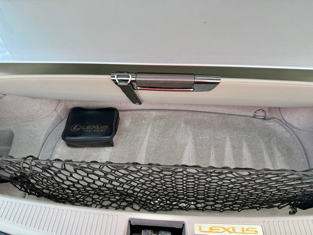 Used 2006 Lexus SC 430 Convertible image 22