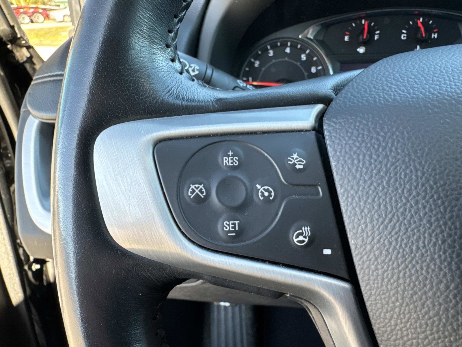 Used 2022 GMC Terrain SLT image 34