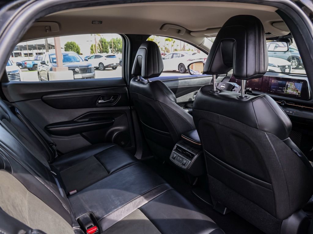 Used 2023 Nissan Ariya FWD image 17