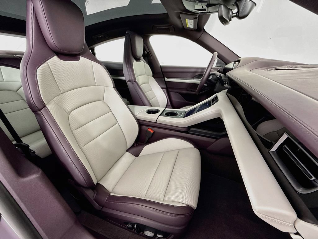Certified 2025 Porsche Taycan 4S AWD/4WD image 29