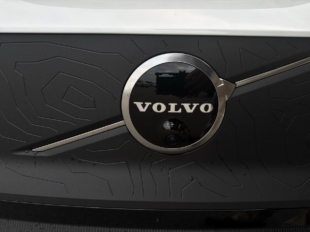 New 2026 Volvo EX30 Cross Country Ultra w/ Protection Package Premier AWD/4WD image 32