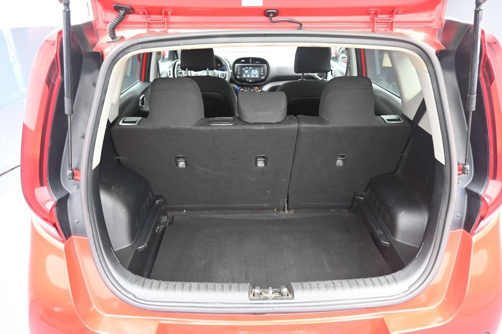 Used 2020 Kia Soul LX FWD image 22