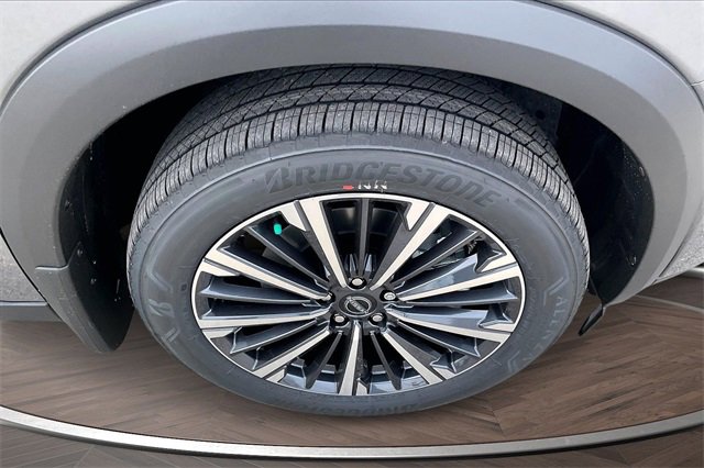 New 2026 Nissan Pathfinder Platinum image 12