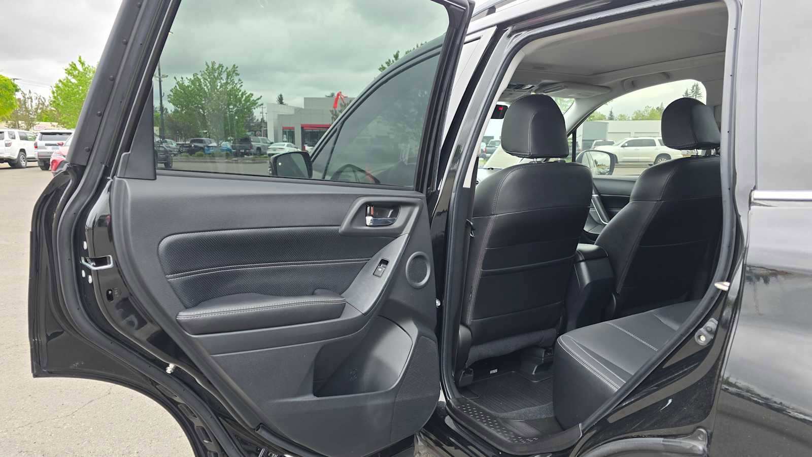 Used 2018 Subaru Forester 2.0XT Touring AWD/4WD image 18