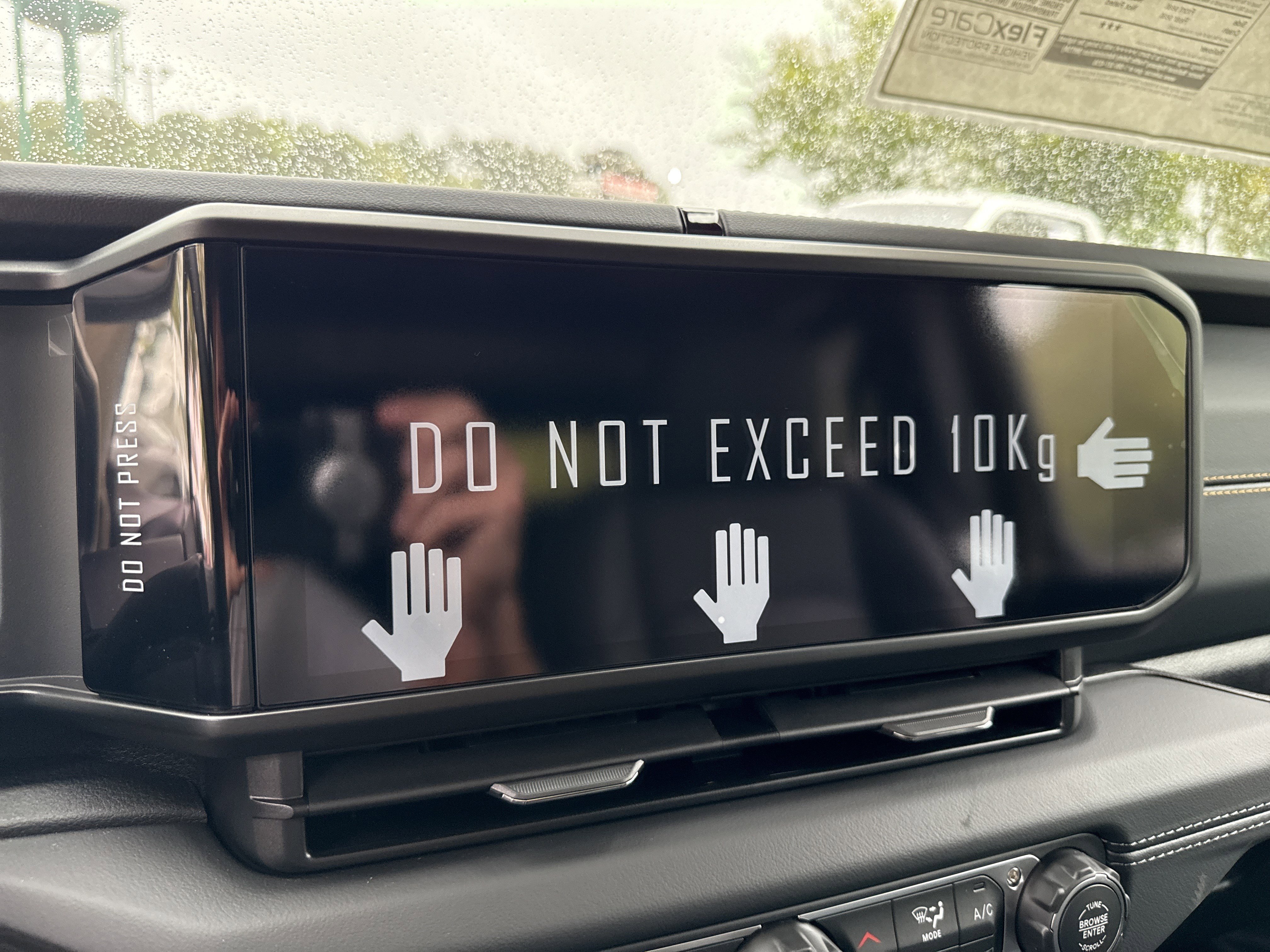 New 2025 Jeep Gladiator Sport w/ Premium Package image 28