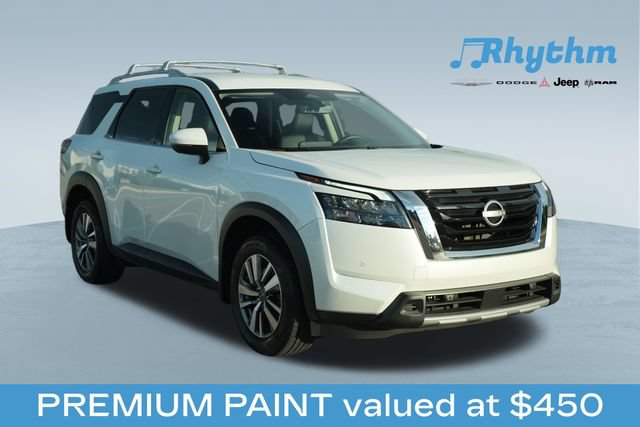 Used 2025 Nissan Pathfinder SL